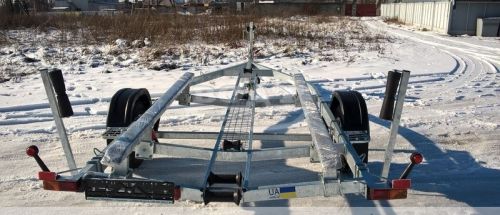 Прицеп для перевозки лодок до 5.7 м  