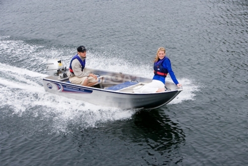 Лодка Linder Sportsman 355