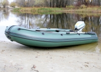 Надувная лодка Navigator ЛК320 