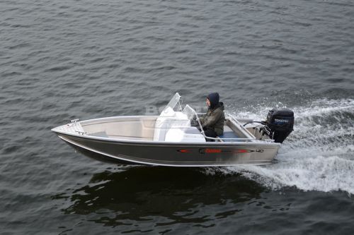 Катер TUNA 410 DC AL  
