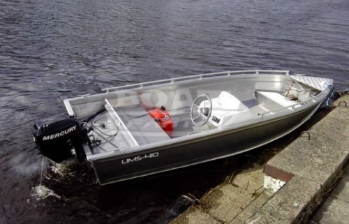 Катер TUNA 410 OC AL