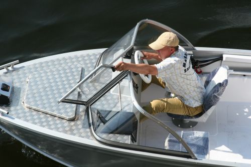 Катер TUNA UMS 450 Нельма