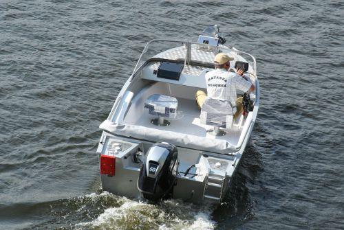 Катер TUNA UMS 450 Нельма