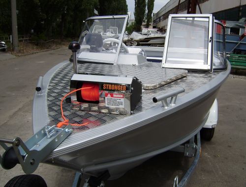 Катер TUNA UMS 450 Нельма