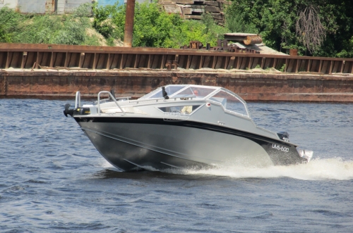Катер TUNA UMS 600 Cruiser AL