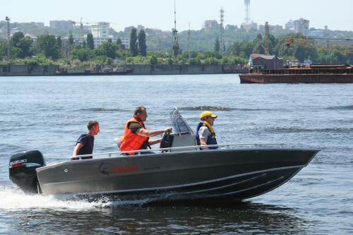 Катер TUNA UMS 450 СС AL