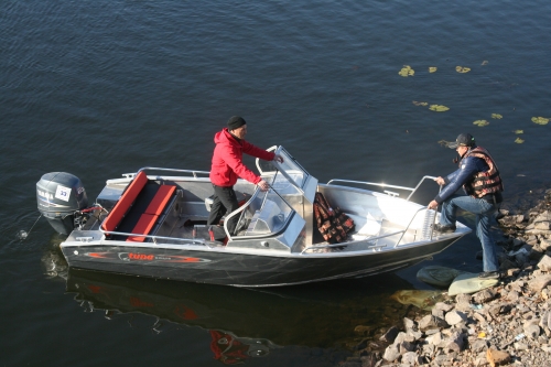 Катер TUNA 450 DC AL
