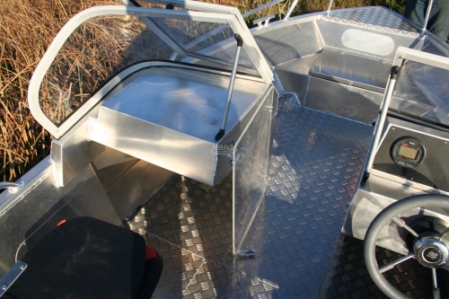 Катер TUNA 460 DC AL 