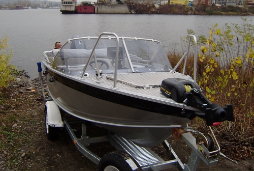 Катер TUNA UMS 450 Нельма