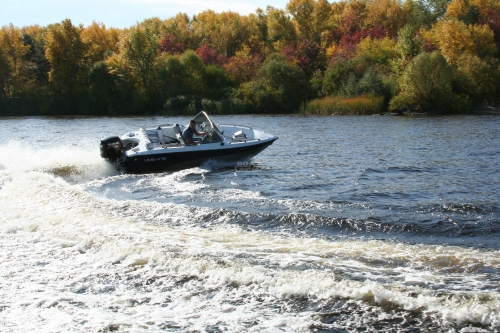 Катер TUNA UMS 470 DC PL