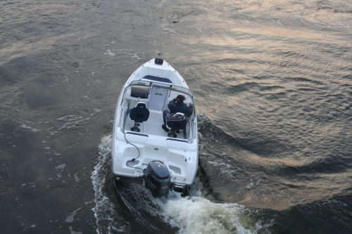 Катер TUNA UMS 520 DC PL