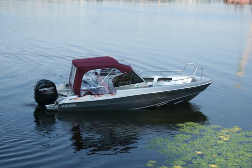 Катер TUNA UMS 550 DC AL