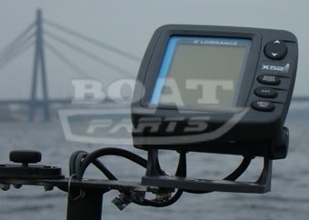 Эхолот Lowrance X52