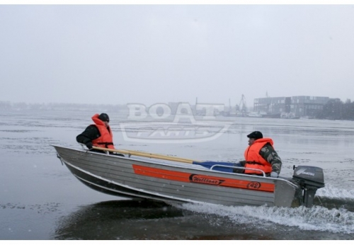 Лодка Wellboat 42