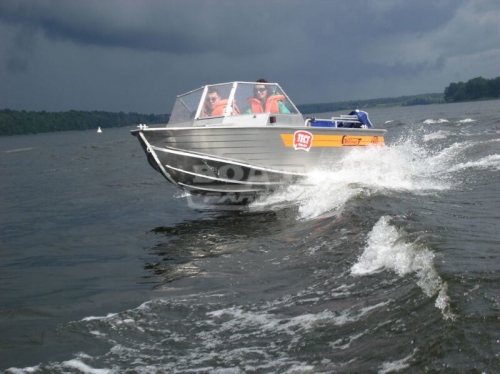 Лодка Wellboat-45